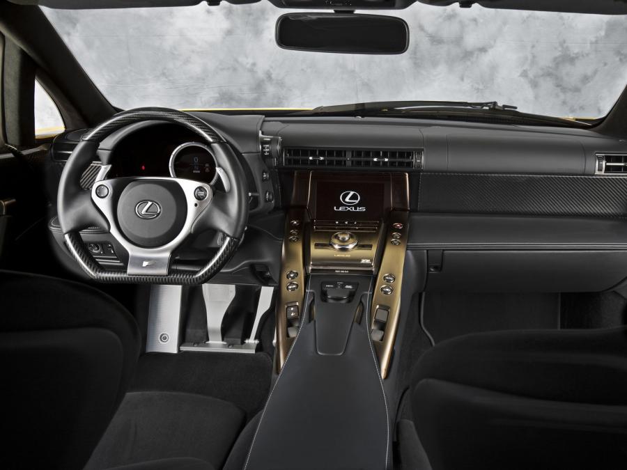 Торпедо Lexus LF-A 2010 года  (NA) (фото 34 из 35)